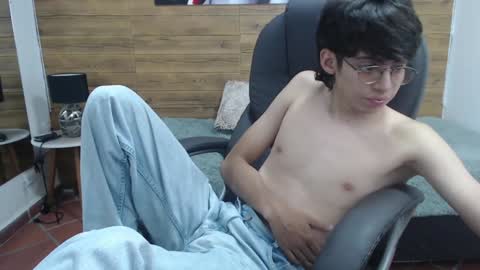 Snapshot of jhoellx chatting on January 19, 6:21 pm Jhoel online show from January 19, 6:21 pm