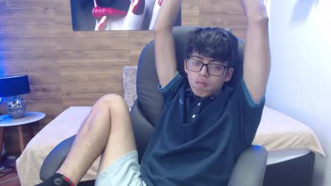 Snapshot of jhoellx chatting on February 12, 1:48 pm Jhoel online show from February 12, 1:48 pm