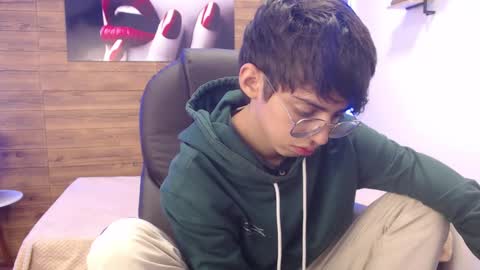 Snapshot of jhoellx chatting on February 22, 1:02 pm Jhoel online show from February 22, 1:02 pm