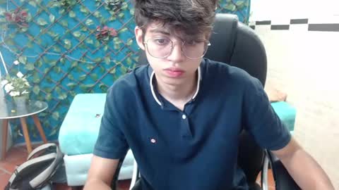 Snapshot of jhoellx chatting on March 9, 12:53 pm Jhoel online show from March 9, 12:53 pm