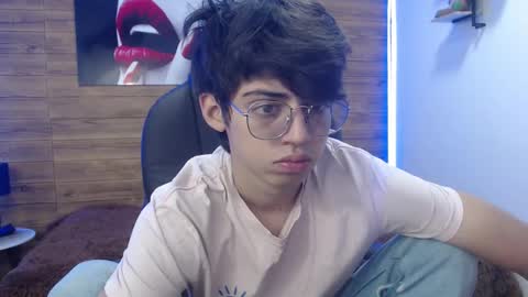 Snapshot of jhoellx chatting on March 12, 12:36 pm Jhoel online show from March 12, 12:36 pm