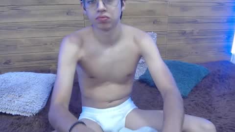 Snapshot of jhoellx chatting on March 12, 3:40 pm Jhoel online show from March 12, 3:40 pm