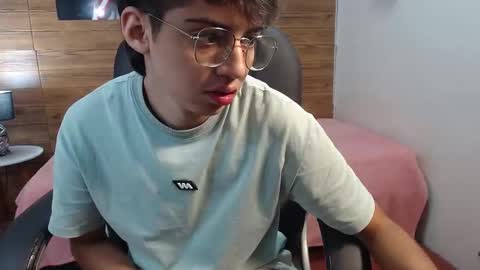 Snapshot of jhoellx chatting on October 4, 8:40 pm Jhoel online show from October 4, 8:40 pm