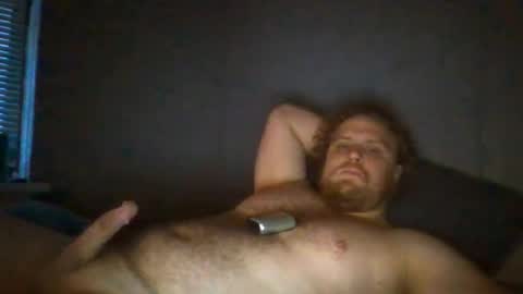 Snapshot of jholt2435 chatting on May 27, 10:51 pm jholt2435 online show from May 27, 10:51 pm