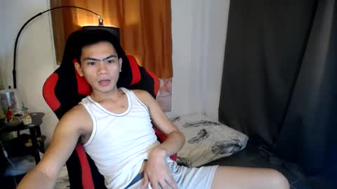 Snapshot of jhon_cummer chatting on July 1, 8:49 am jhon_cummer online show from July 1, 8:49 am