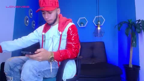 Snapshot of jhon_malo chatting on October 12, 1:37 am jhon_malo online show from October 12, 1:37 am