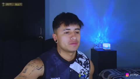 Snapshot of jhon_mendoza_ chatting on October 27, 3:05 pm jhon_mendoza_ online show from October 27, 3:05 pm