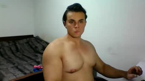 Snapshot of jhon_walkersky chatting on December 5, 12:41 am jhon_walkersky online show from December 5, 12:41 am