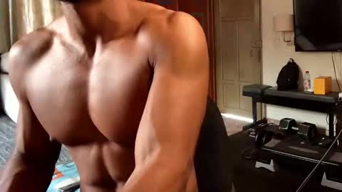 Snapshot of jhon_wich2 chatting on December 4, 3:10 pm Jhon wich2 online show from December 4, 3:10 pm