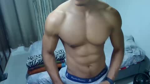 Snapshot of jhon_wich2 chatting on May 8, 8:14 pm Jhon wich2 online show from May 8, 8:14 pm