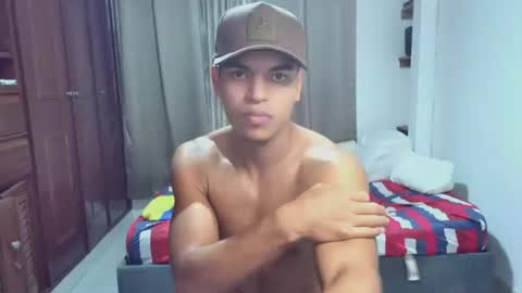 Snapshot of jhon_wich2 chatting on July 1, 6:07 pm Jhon wich2 online show from July 1, 6:07 pm