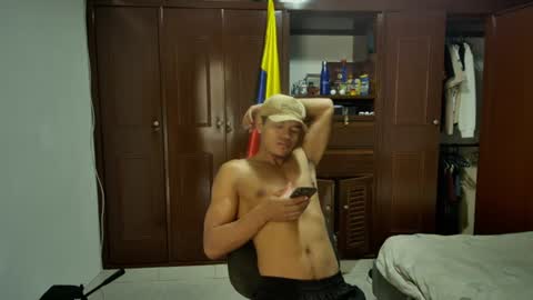 Snapshot of jhon_wich2 chatting on August 5, 3:59 pm Jhon wich2 online show from August 5, 3:59 pm