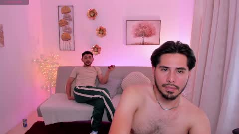Snapshot of jhonandjonny chatting on May 12, 9:34 pm Jhon and jonny online show from May 12, 9:34 pm