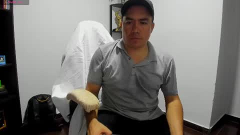 jhonatan_morales_s online show from July 8, 12:48 am