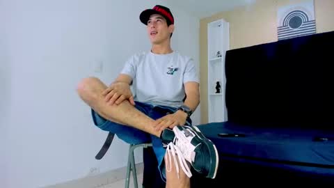 Jhon online show from January 9, 2:33 am