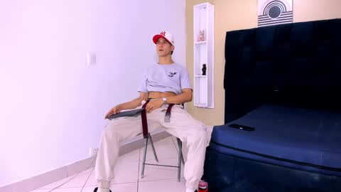 Jhon online show from March 3, 1:42 am