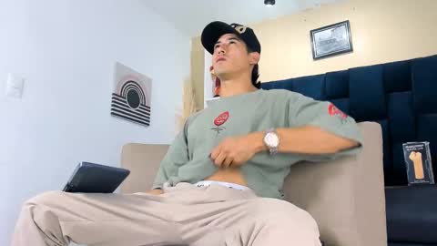 Jhon online show from September 14, 7:35 pm