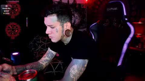 Snapshot of jhonny_ackerman chatting on October 5, 2:48 pm jhonny_ackerman online show from October 5, 2:48 pm