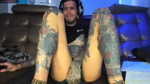 Snapshot of jhonny_ackerman chatting on July 29, 5:33 pm jhonny_ackerman online show from July 29, 5:33 pm