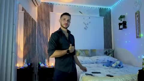 Snapshot of jhonny_flames7 chatting on June 8, 6:52 pm jhonny online show from June 8, 6:52 pm