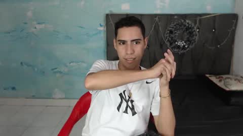 Snapshot of jhonny_latinboy chatting on January 21, 3:48 am Jhonny online show from January 21, 3:48 am
