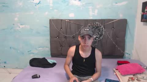 Snapshot of jhonny_latinboy chatting on January 26, 3:17 am Jhonny online show from January 26, 3:17 am