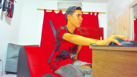 Snapshot of jhonny_latinboy chatting on January 29, 2:51 am Jhonny online show from January 29, 2:51 am