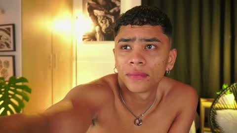 Jhonny  online show from April 30, 3:35 am