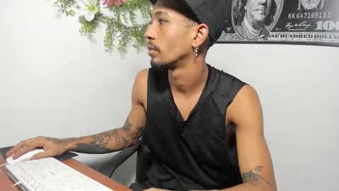 jhonson821 online show from November 2, 3:20 am