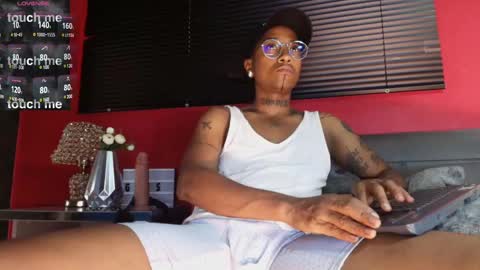 jhonymiller online show from January 3, 8:43 pm