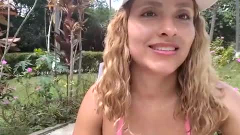 Snapshot of jhordananddanna_ chatting on October 7, 3:31 pm Jordan And Danna online show from October 7, 3:31 pm