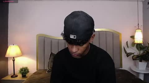 Snapshot of jhos_padill chatting on July 3, 1:50 pm jhos online show from July 3, 1:50 pm