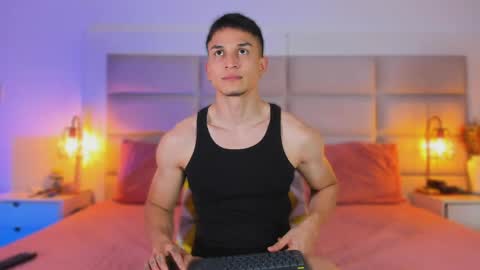 Jhosua Hunt online show from May 4, 4:30 am