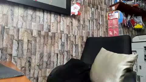 Jhosuamoore  online show from January 9, 12:24 am