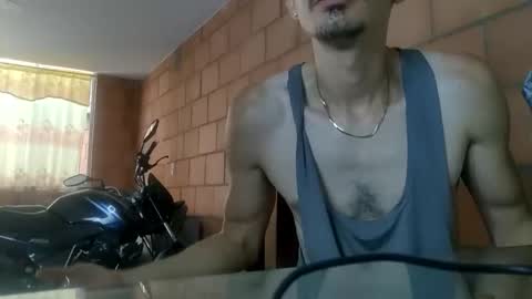 Snapshot of jhosuamoore chatting on April 6, 3:13 pm Jhosuamoore online show from April 6, 3:13 pm