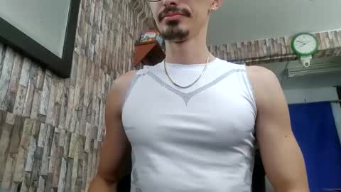 Snapshot of jhosuamoore chatting on April 19, 12:48 pm Jhosuamoore online show from April 19, 12:48 pm