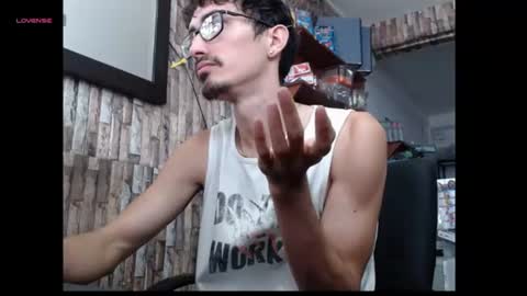 Snapshot of jhosuamoore2 chatting on July 4, 2:23 pm jhosuamoore2 online show from July 4, 2:23 pm