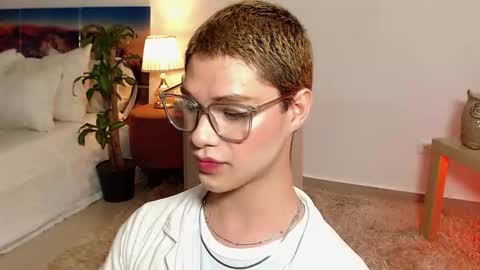 Snapshot of jhuan_cute chatting on October 17, 7:22 am Jhuan Nhez online show from October 17, 7:22 am