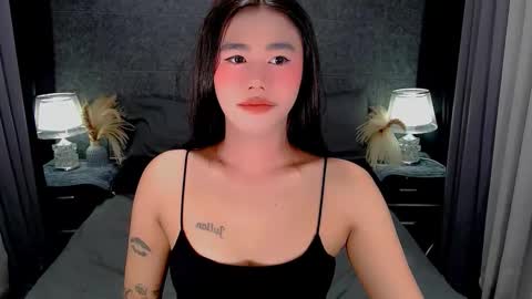 jhuliana_and_charles_room online show from February 7, 3:43 am