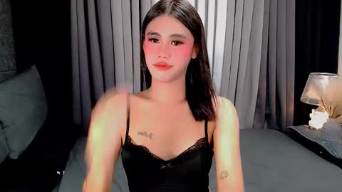 julie online show from October 6, 2:09 am