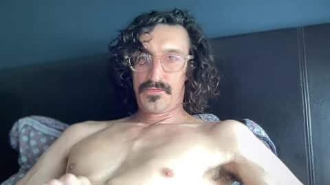 Snapshot of jiggz1986 chatting on May 29, 10:46 am Jigz1986 online show from May 29, 10:46 am