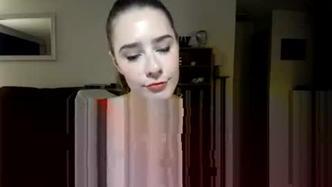 Snapshot of jillpillpdx chatting on February 18, 3:35 am Jill Pill online show from February 18, 3:35 am