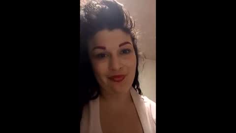 Snapshot of jillyjiggles chatting on December 19, 9:05 am jillyjiggles online show from December 19, 9:05 am