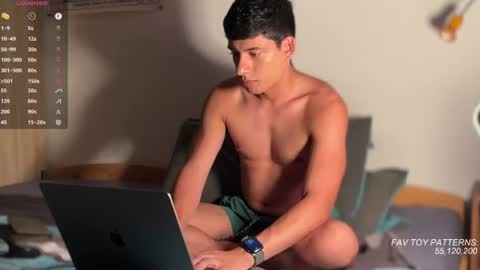 Snapshot of jim_dancer chatting on July 17, 8:35 pm jim_dancer online show from July 17, 8:35 pm