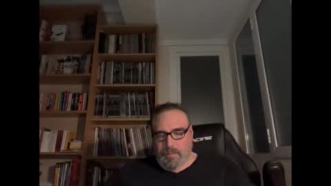 Snapshot of jim_dick chatting on March 1, 11:47 pm Jim Dick online show from March 1, 11:47 pm