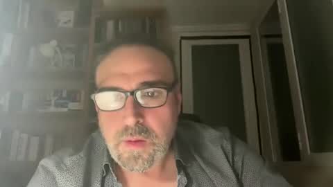 Snapshot of jim_dick chatting on December 19, 11:56 pm Jim Dick online show from December 19, 11:56 pm