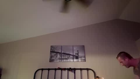 Snapshot of jimboslice4u2 chatting on October 3, 2:14 pm jimboslice4u2 online show from October 3, 2:14 pm