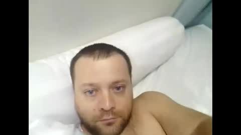 Snapshot of jimmy18love chatting on January 6, 10:26 pm jimmy18love online show from January 6, 10:26 pm