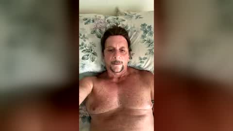 Snapshot of jimmy804866 chatting on August 3, 2:33 pm jimmy804866 online show from August 3, 2:33 pm