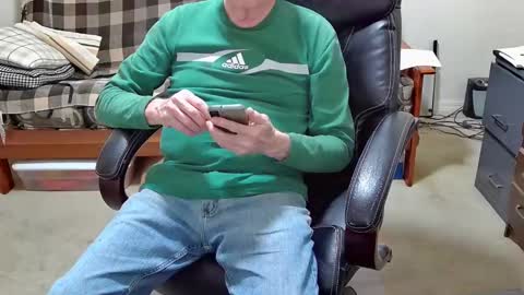 Snapshot of jimmy_d47 chatting on December 29, 5:12 pm jimmy_d47 online show from December 29, 5:12 pm